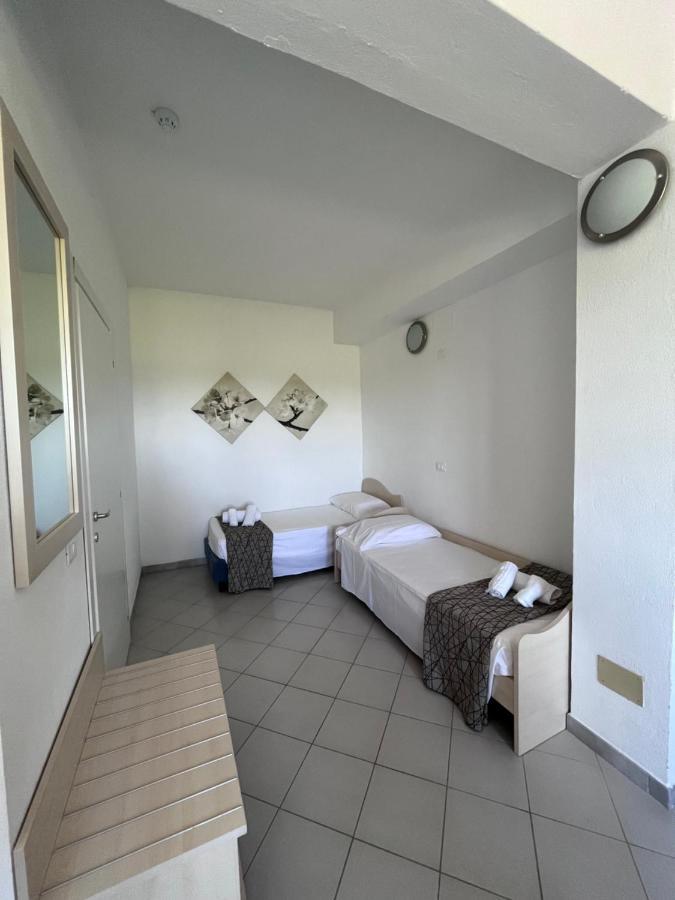 Hotel Letizia ฟอลลอนนีกา ภายนอก รูปภาพ
